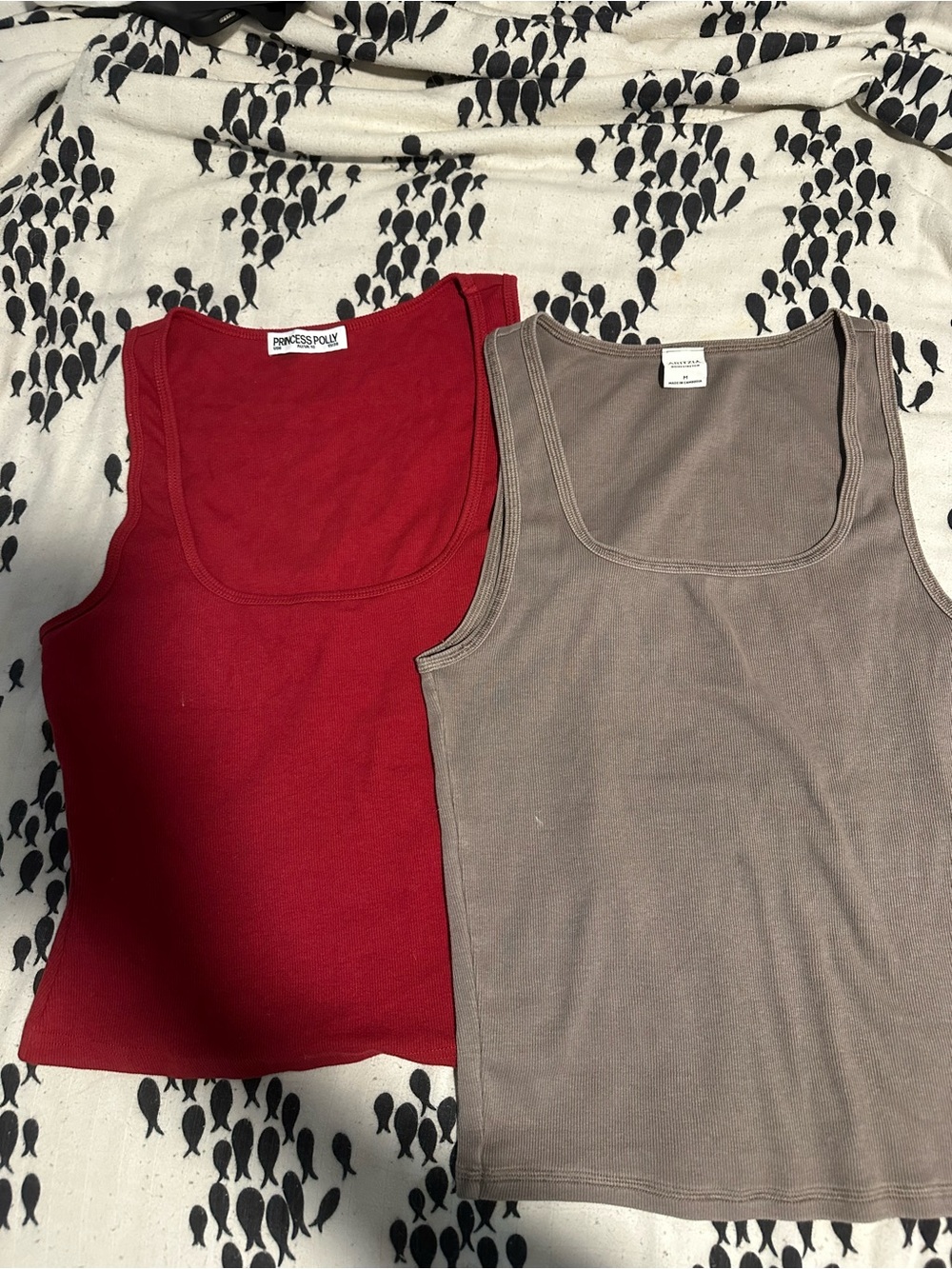 Princess Polly Red Tank & Aritizia Taupe Ribbed Tank Bundle